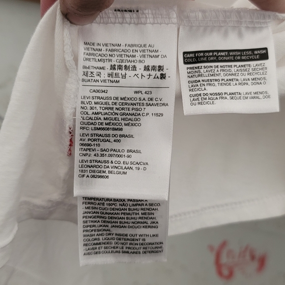 NWT Levi's Vote Tee - Picture 8 of 11